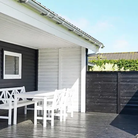 Two-bedroom Holiday In Hals 11 Feriehus *