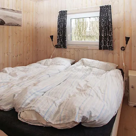 Feriehus Two-bedroom Holiday In Hals 11