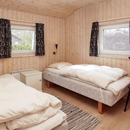 Feriehus Two-bedroom Holiday In Hals 11 *